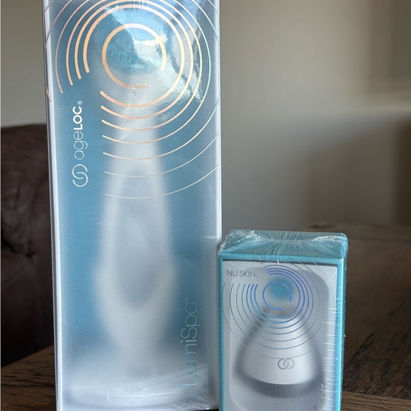 Nu skin | Skincare | Nu Skin Ageloc Lumispa Device | Poshmark